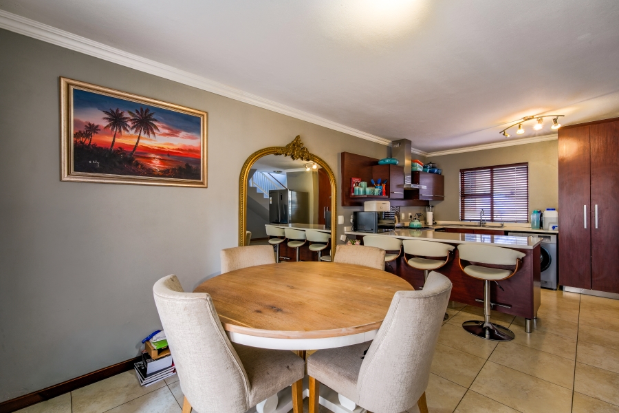 3 Bedroom Property for Sale in Country View Estate Gauteng