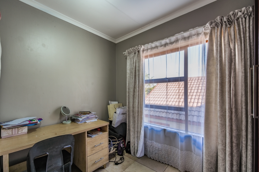 3 Bedroom Property for Sale in Country View Estate Gauteng