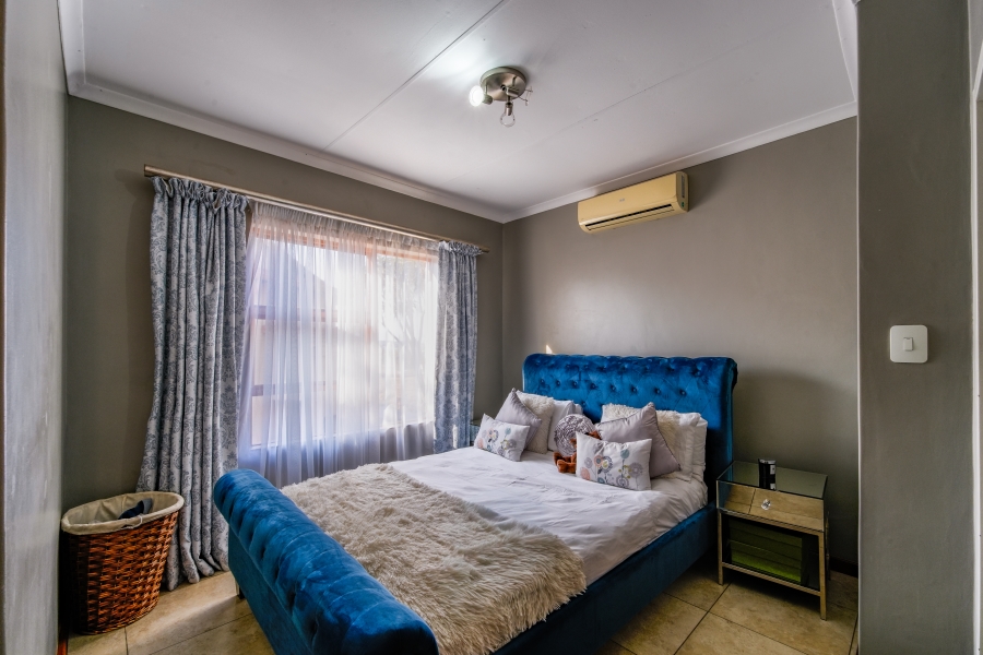 3 Bedroom Property for Sale in Country View Estate Gauteng