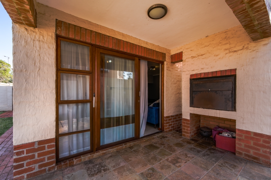 3 Bedroom Property for Sale in Country View Estate Gauteng
