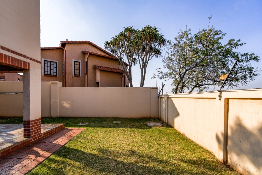 3 Bedroom Property for Sale in Country View Estate Gauteng