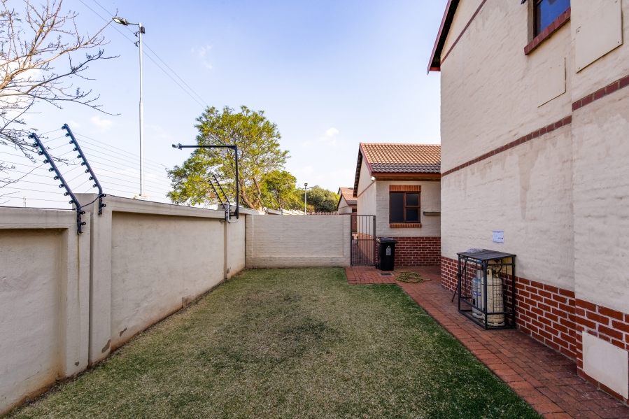 3 Bedroom Property for Sale in Country View Estate Gauteng