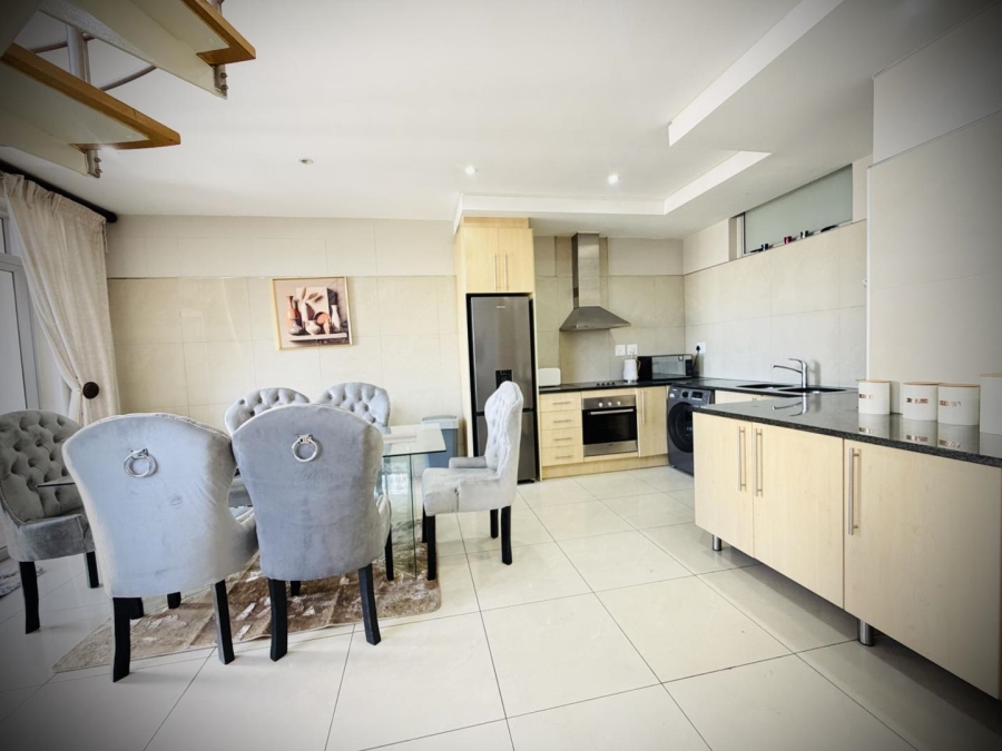 To Let 1 Bedroom Property for Rent in Sandown Gauteng