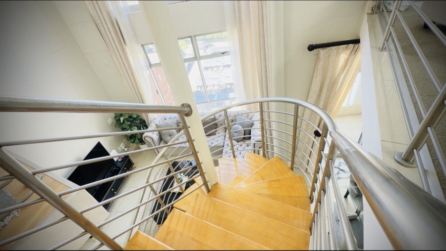 To Let 1 Bedroom Property for Rent in Sandown Gauteng
