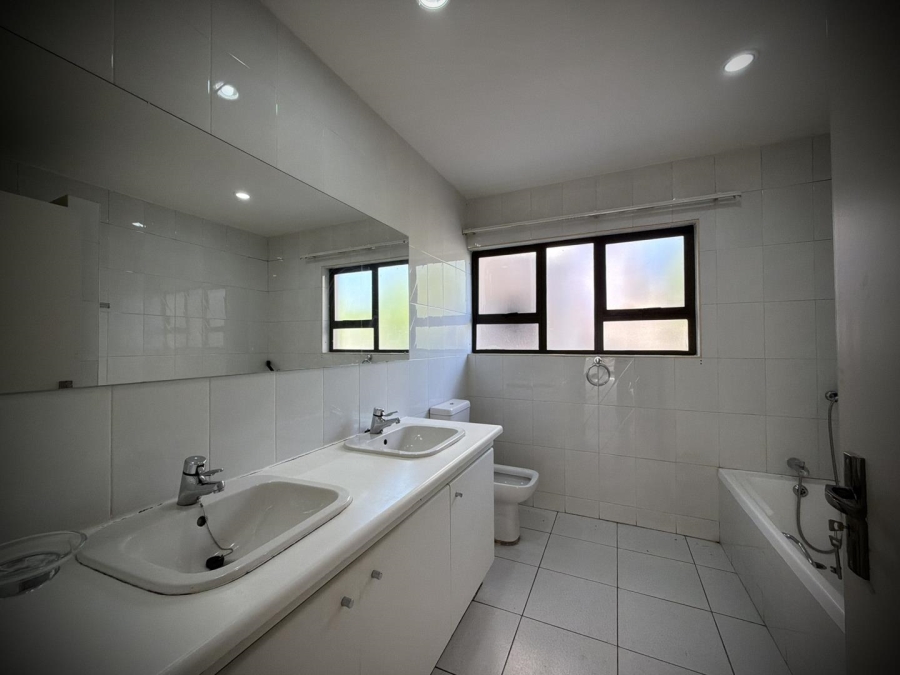 4 Bedroom Property for Sale in Bruma Gauteng