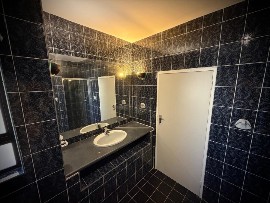 4 Bedroom Property for Sale in Bruma Gauteng