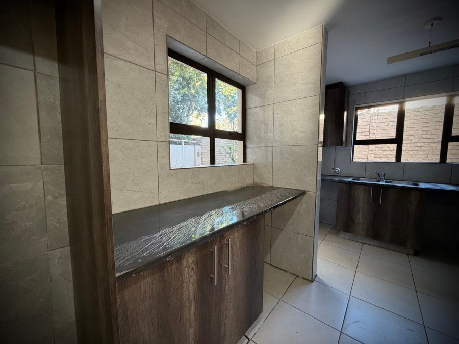 4 Bedroom Property for Sale in Bruma Gauteng