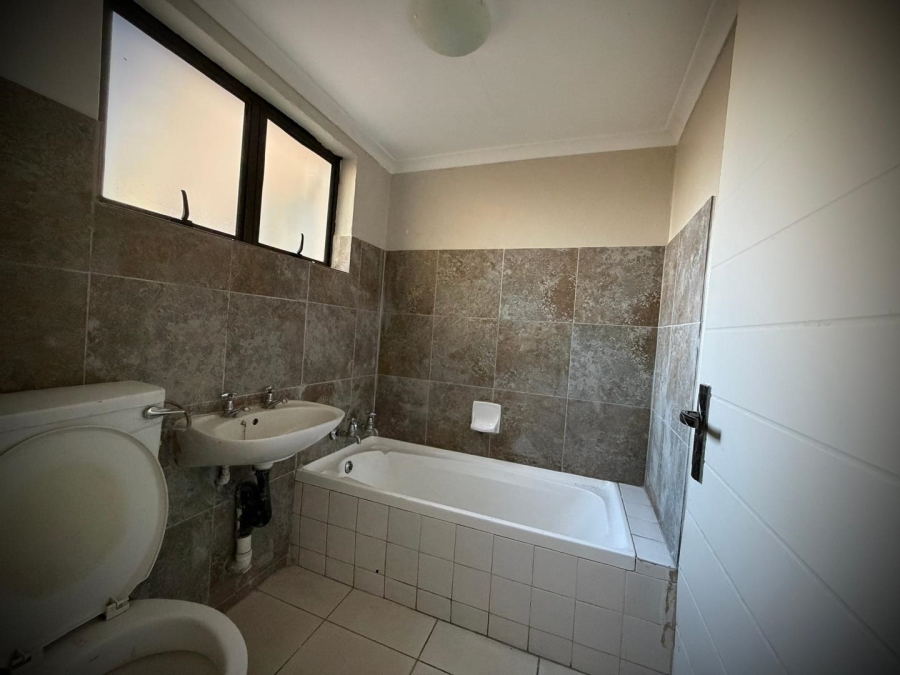 4 Bedroom Property for Sale in Bruma Gauteng