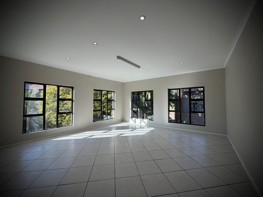 4 Bedroom Property for Sale in Bruma Gauteng