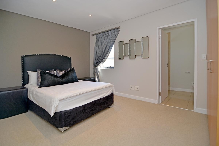 To Let 3 Bedroom Property for Rent in Wendywood Gauteng