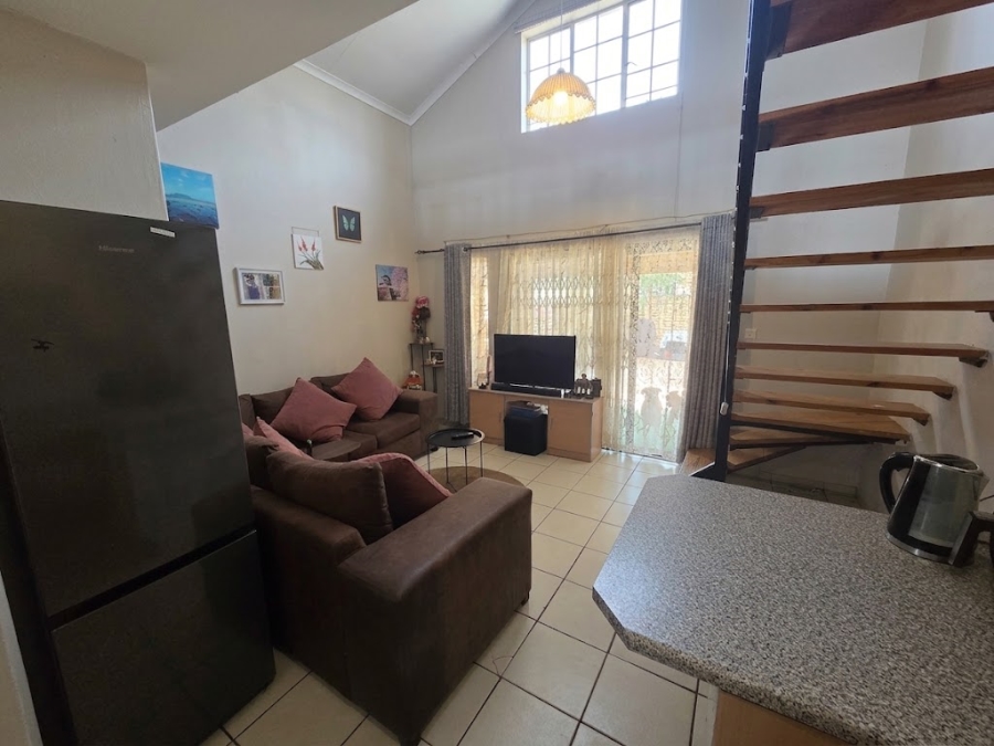 1 Bedroom Property for Sale in Olivedale Gauteng