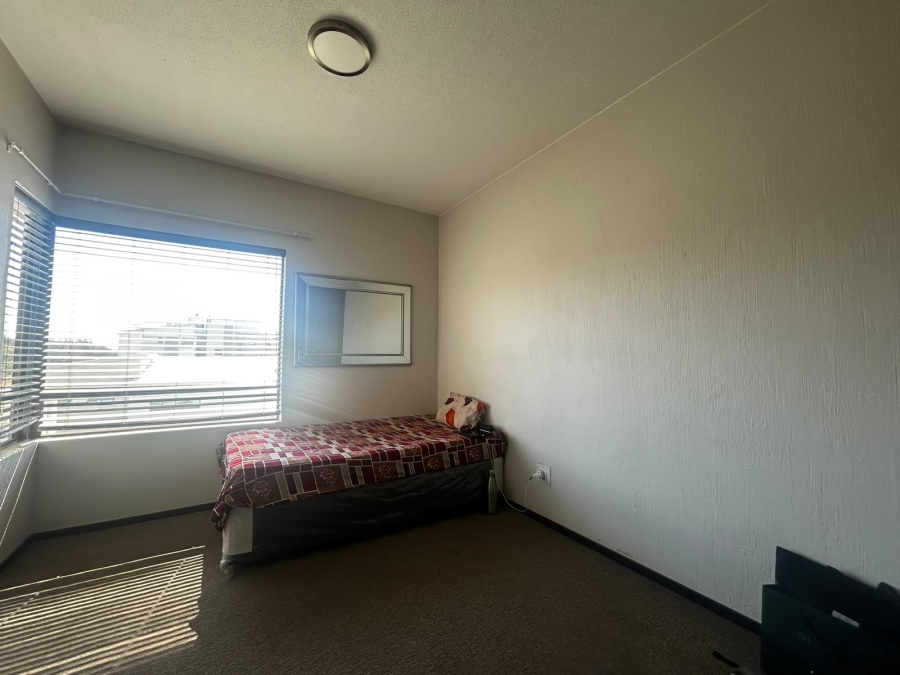 To Let 1 Bedroom Property for Rent in Broadacres Gauteng