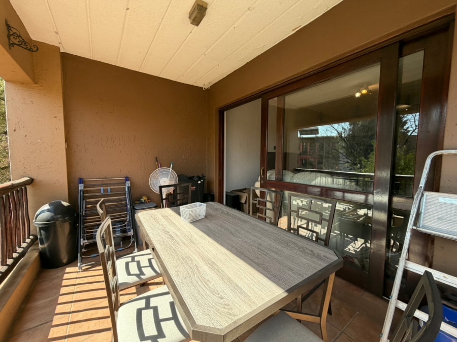 To Let 1 Bedroom Property for Rent in Douglasdale Gauteng