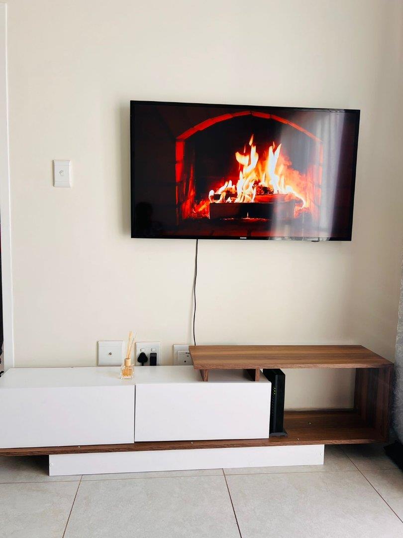 To Let 1 Bedroom Property for Rent in Modderfontein Gauteng