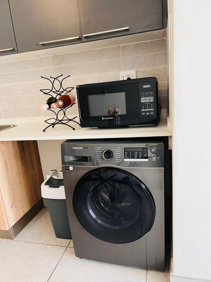 To Let 1 Bedroom Property for Rent in Modderfontein Gauteng