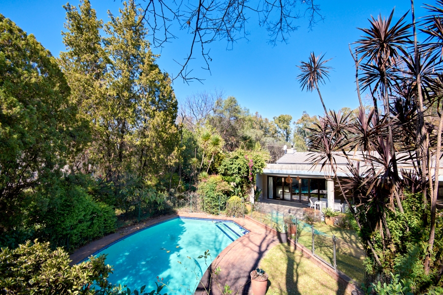 4 Bedroom Property for Sale in Petervale Gauteng