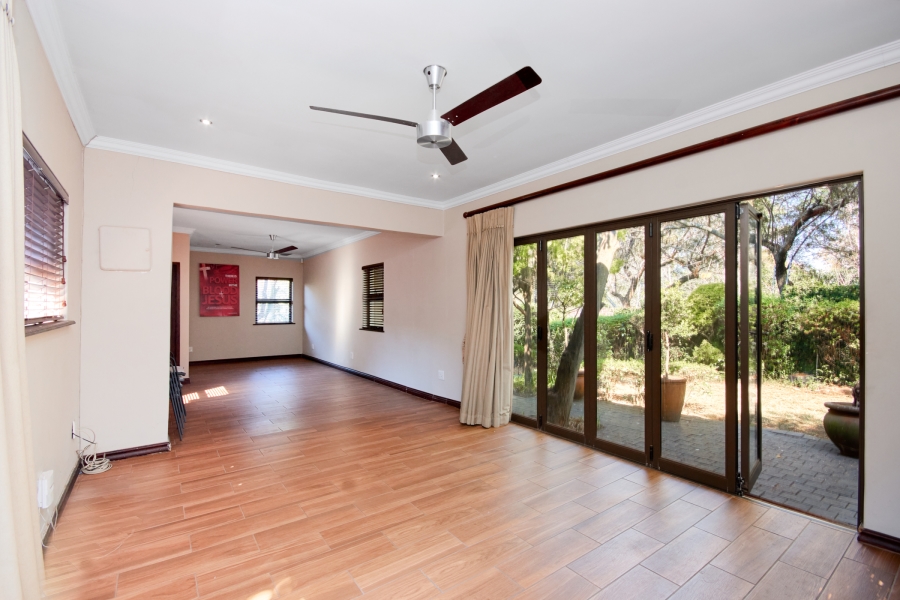4 Bedroom Property for Sale in Petervale Gauteng