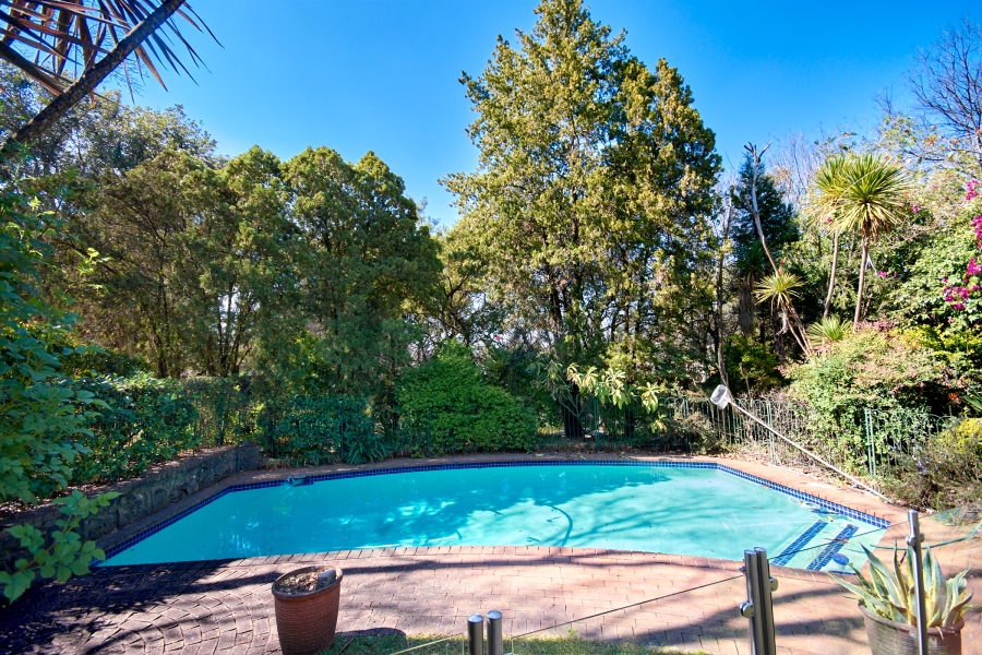 4 Bedroom Property for Sale in Petervale Gauteng