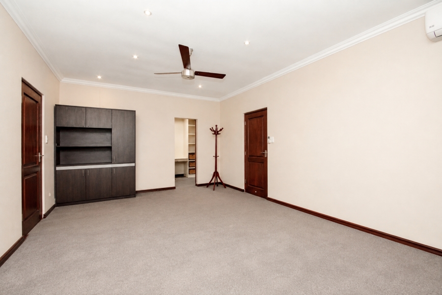4 Bedroom Property for Sale in Petervale Gauteng
