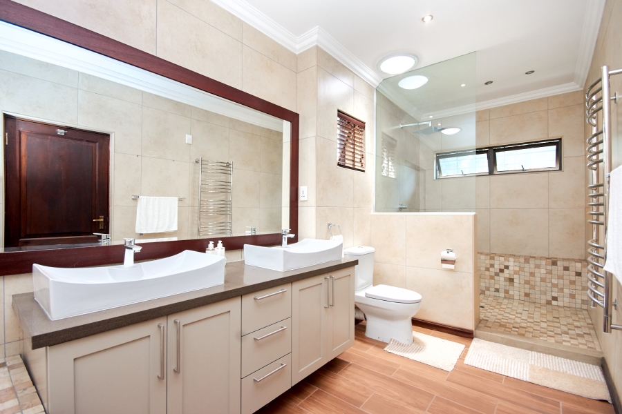4 Bedroom Property for Sale in Petervale Gauteng