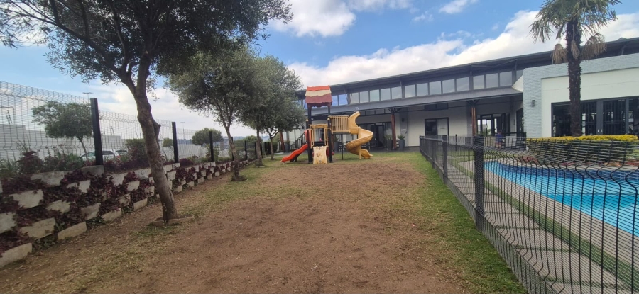 1 Bedroom Property for Sale in Bryanston Gauteng