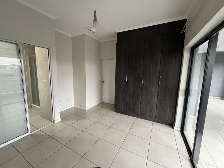 To Let 1 Bedroom Property for Rent in Modderfontein Gauteng
