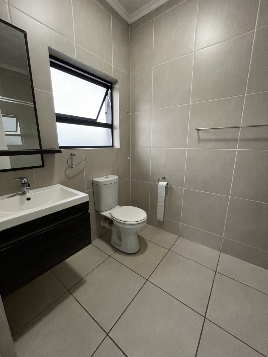 To Let 1 Bedroom Property for Rent in Modderfontein Gauteng