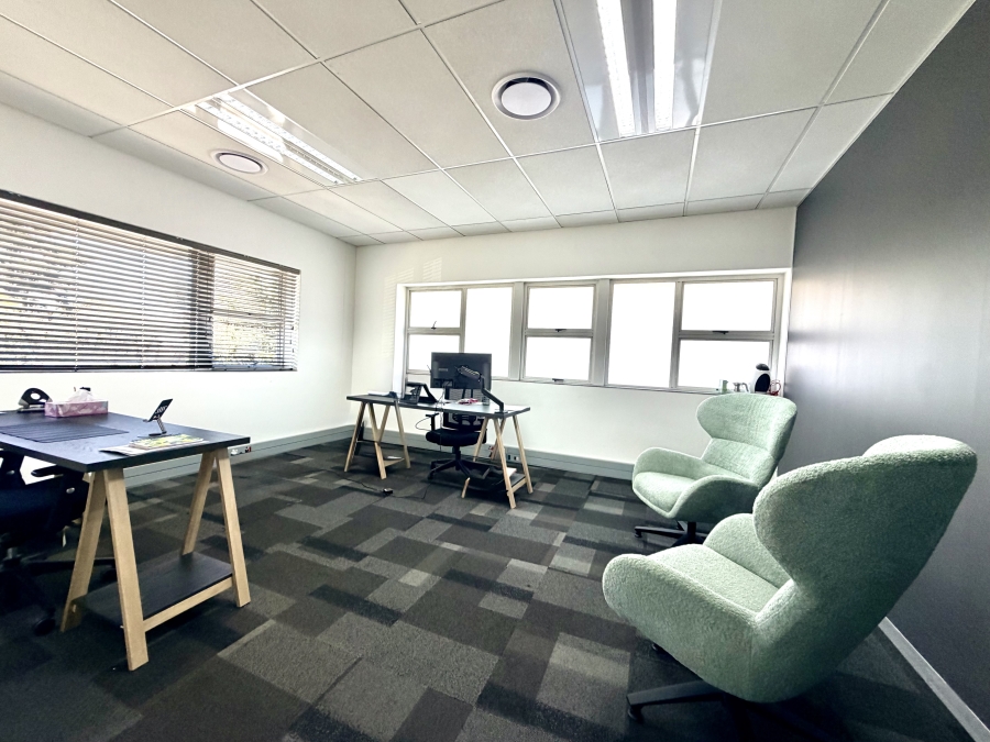 To Let Commercial Property for Rent in Lakefield Gauteng