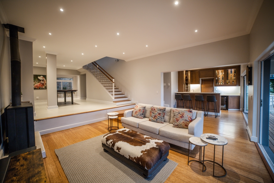 5 Bedroom Property for Sale in Helderfontein Estate Gauteng
