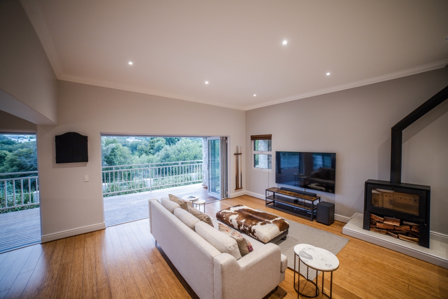 5 Bedroom Property for Sale in Helderfontein Estate Gauteng