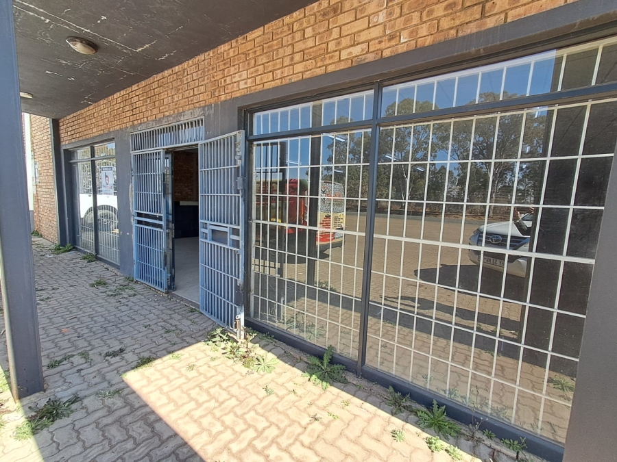 To Let Commercial Property for Rent in De Deur Gauteng