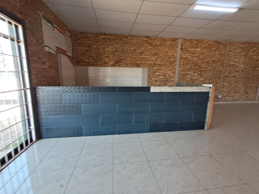 To Let Commercial Property for Rent in De Deur Gauteng