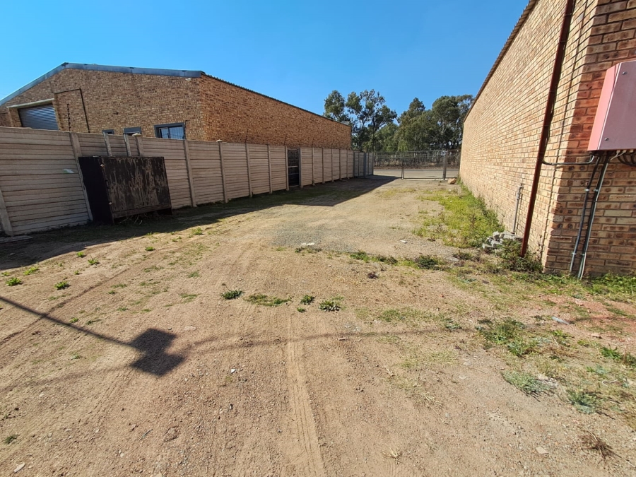 To Let Commercial Property for Rent in De Deur Gauteng