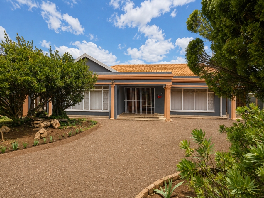 4 Bedroom Property for Sale in Risiville Gauteng