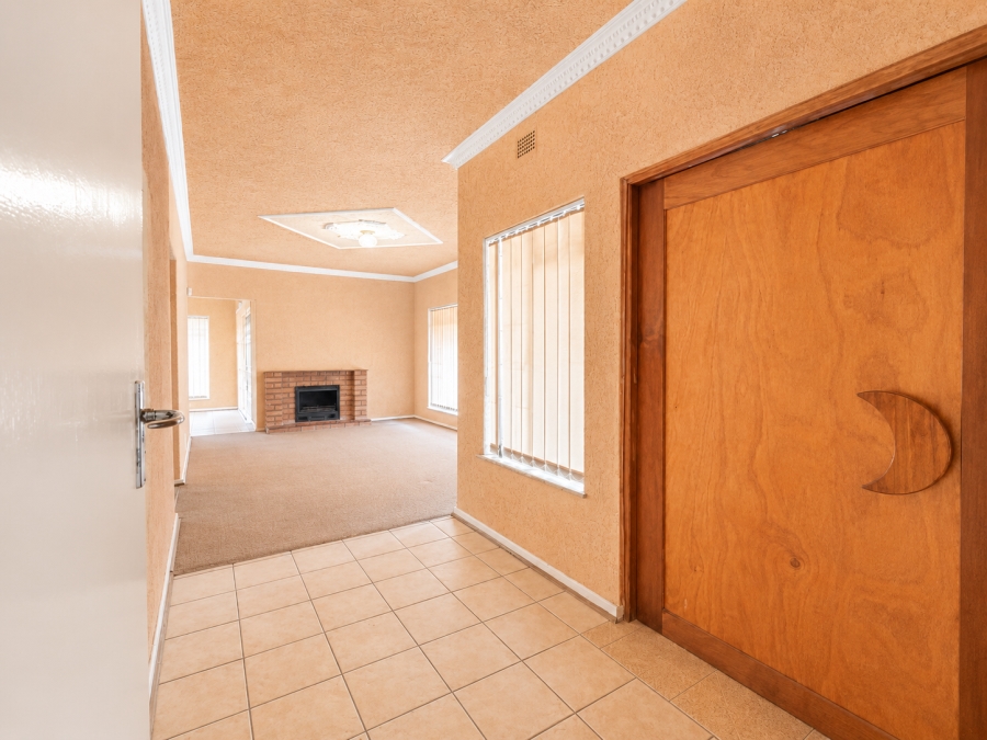4 Bedroom Property for Sale in Risiville Gauteng
