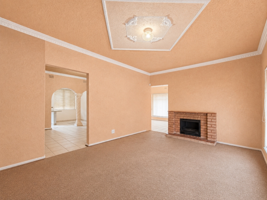 4 Bedroom Property for Sale in Risiville Gauteng