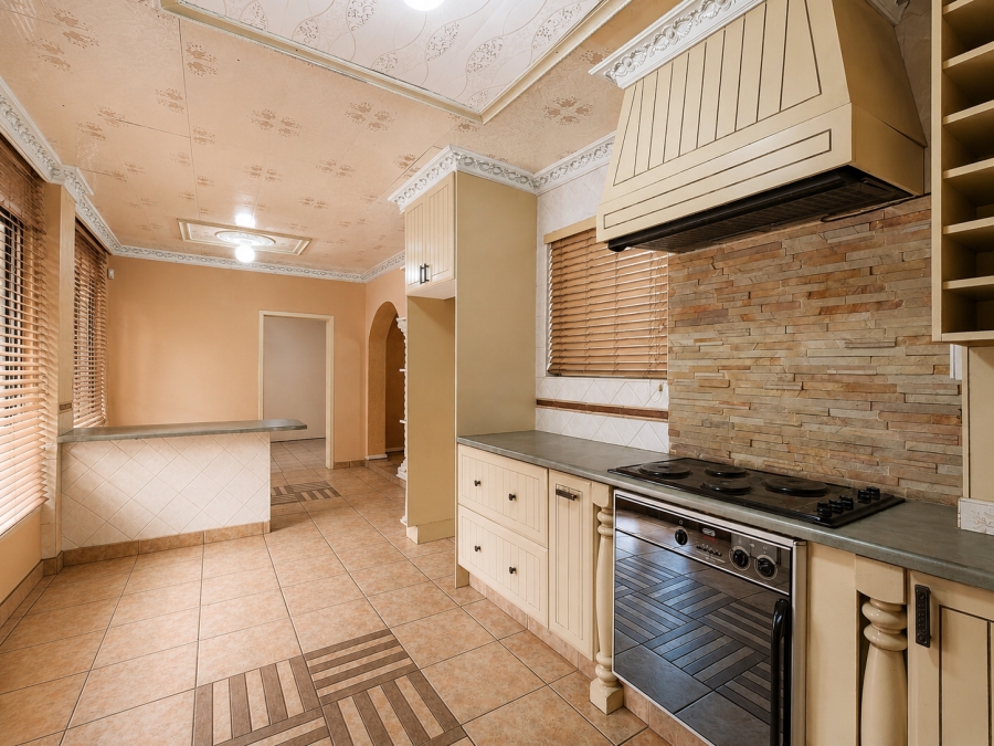 4 Bedroom Property for Sale in Risiville Gauteng