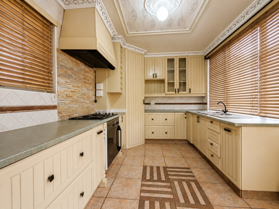 4 Bedroom Property for Sale in Risiville Gauteng