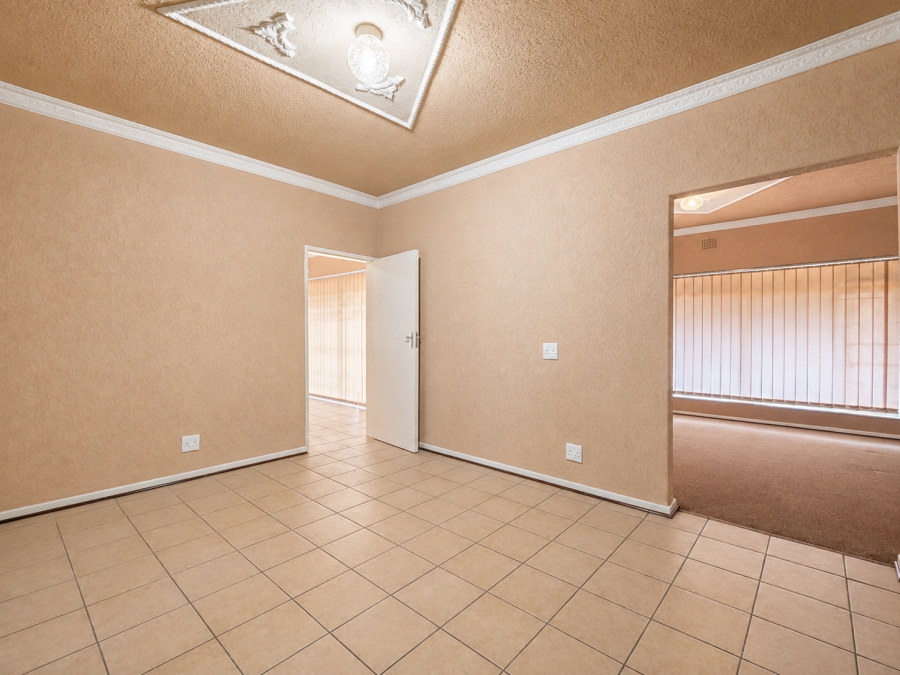 4 Bedroom Property for Sale in Risiville Gauteng