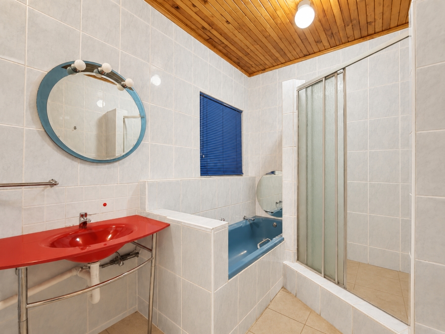 4 Bedroom Property for Sale in Risiville Gauteng
