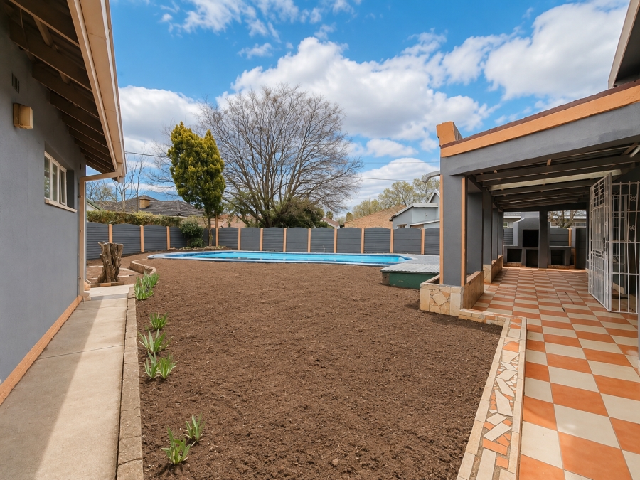 4 Bedroom Property for Sale in Risiville Gauteng
