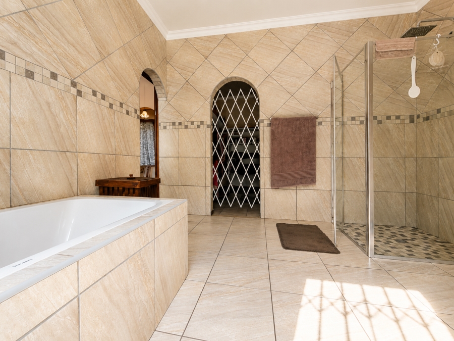 3 Bedroom Property for Sale in Three Rivers East Gauteng