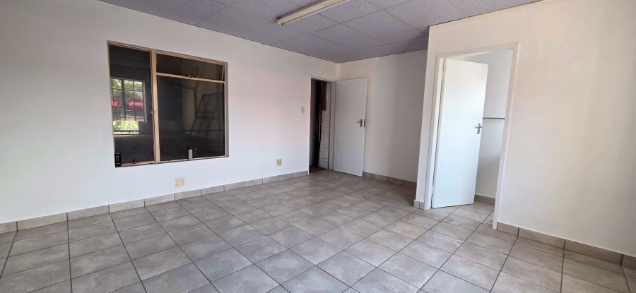 To Let Commercial Property for Rent in Halfway House Gauteng