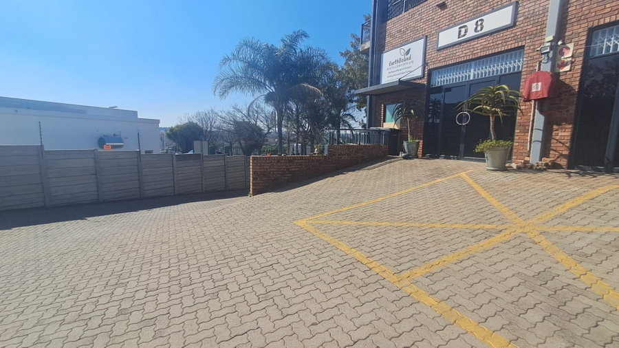 To Let Commercial Property for Rent in Highveld Gauteng