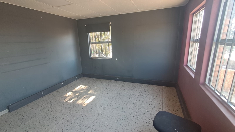 To Let Commercial Property for Rent in Highveld Gauteng