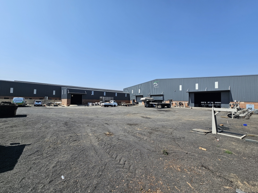 To Let Commercial Property for Rent in Knoppieslaagte Gauteng