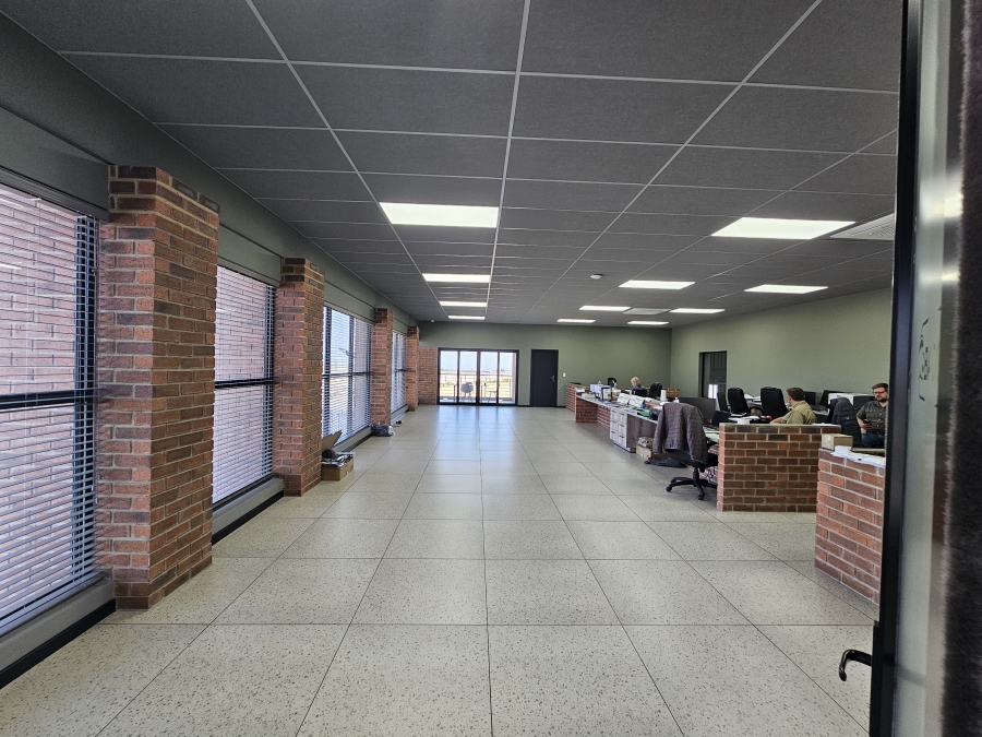 To Let Commercial Property for Rent in Knoppieslaagte Gauteng