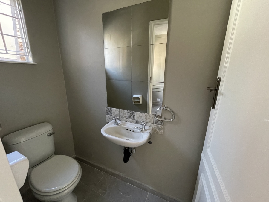 To Let 3 Bedroom Property for Rent in Kew Gauteng