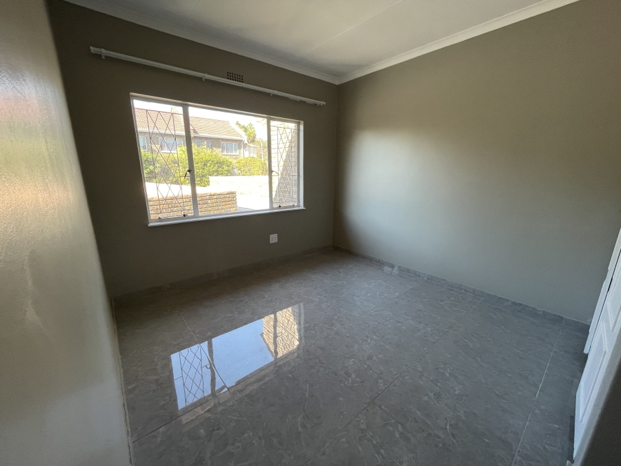 To Let 3 Bedroom Property for Rent in Kew Gauteng
