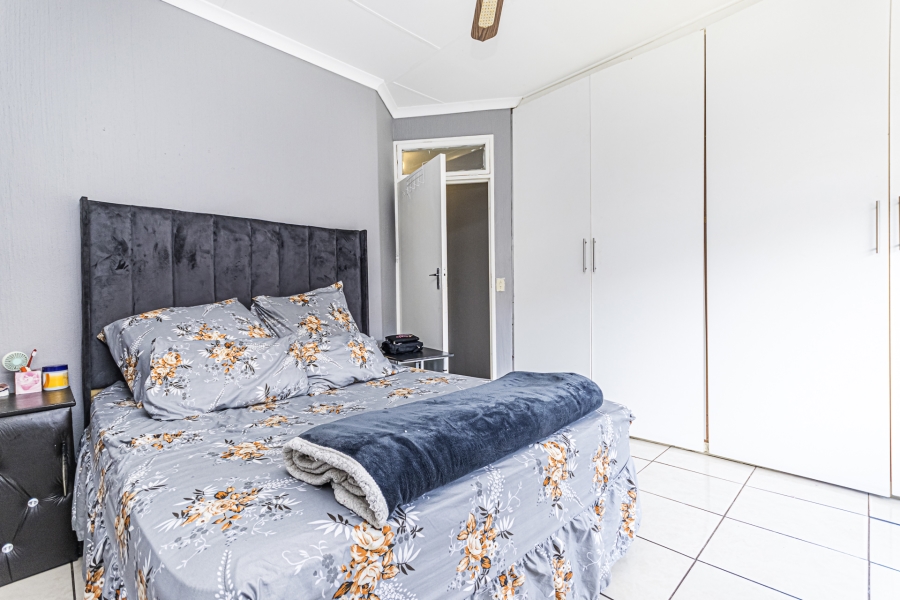 2 Bedroom Property for Sale in Florida Gauteng